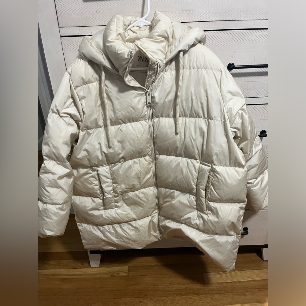 Zara hooded puffer jacket